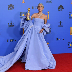 Lady+Gaga+76th+Annual+Golden+Globe+Awards+d862eF_950Ux.jpg