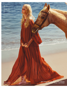 2109445331_Inez__Vinoodh_Chloe_Spring_Summer_2015_01.thumb.png.479e6e7da3cbb6ef86184366af53a16f.png