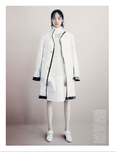 Demarchelier_W_Magazine_November_2013_05.thumb.png.995c04924cfb2757f6907e867cb72362.png