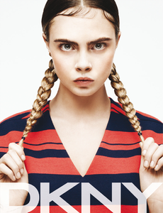 Harris_DKNY_Spring_Summer_2015_02.thumb.png.8a0638b4ab6a79d16007fca47a2d892a.png