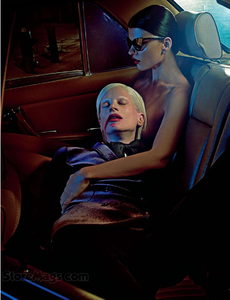 Klein_W_Magazine_September_2013_11.thumb.png.3bfa4055d1ac8726d7a3031a982cbdd1.png