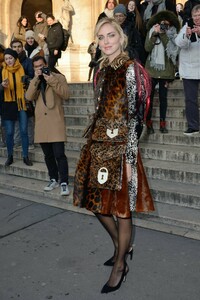 chiara-ferragni-schiaparelli-haute-couture-fashion-show-in-paris-01-21-2019-6.jpg