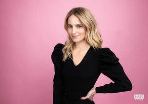 dianna-agron-build-speaker-series-portrait-january-2019-2.thumb.jpg.65af1b1c1122016b40591e1290463093.jpg