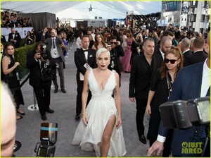 lady-gaga-inside-the-sag-awards-2019-30.jpg