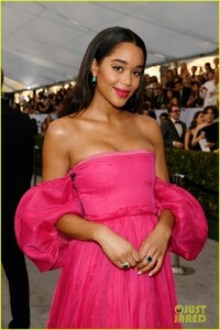 laura-harrier-loewe-pink-dress-sag-awards-02.jpg