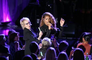 Jennifer+Hudson+Friends+Saban+Community+Clinic+5v_fFFiVSnux.jpg