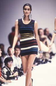 1747567825_Missoni1991WomenRTW14.thumb.jpg.8f1b52776d2df5834a6c57c5daba7c89.jpg