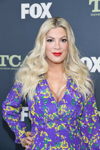 Tori+Spelling+2019+Winter+TCA+Tour+FOX+Arrivals+r82WLNz_xkNx.jpg