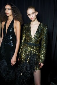 backstage-defile-michael-kors-automne-hiver-2019-2020-new-york-coulisses-89.thumb.jpg.de7facd42c9388499ac7b44d0e8e4f18.jpg