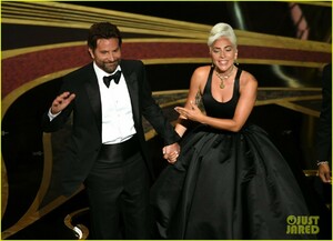 lady-gaga-irina-shayk-bradley-cooper-photos-16.jpg