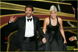 lady-gaga-irina-shayk-bradley-cooper-photos-21.jpg