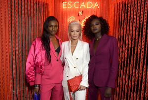 Leomie+Anderson+Launch+ESCADA+Heartbag+Rita+ZEf_9iipOk0x.jpg