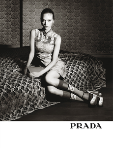 Meisel_Prada_Spring_Summer_2015_02.thumb.png.29f67efc48d564758beff6f405f3379d.png