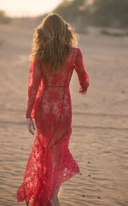 ROSAMOSARIO_Bedouine-Romance_Samsha-Iride-Del-Sole_Dress-Red_03.thumb.jpg.c63f11339cf91da62a62da75757cc985.jpg