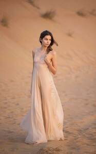 ROSAMOSARIO_Bedouine-Romance_Zurah-Corpo-del-Paradiso--Dress-Nude_01.thumb.jpg.19ef1226b5f962e79d72047a9dfcf7d8.jpg