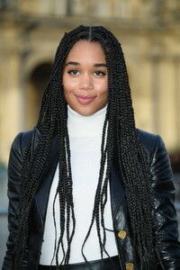 laura-harrier-louis-vuitton-fashion-show-in-paris-03-05-2019-7.jpg