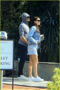 leonardo-dicaprio-girlfriend-camila-morrone-going-strong-17.jpg