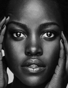 lupita-nyong-o-vogue-spain-november-2018-issue-6.jpg