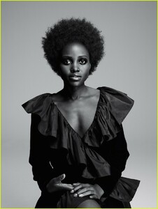 lupita-nyongo-another-magazine-03.thumb.jpg.73b093380a16e1dccee0723fd72cd5ce.jpg