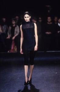 1341164451_CostumeNational1998WomenRTW35.thumb.jpg.c19da70d23ea64dbb330af27bf608a18.jpg