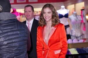 [cd0dbb86fe6448cfbab2995651a6ece7] Barbara Palvin Launches New Incredible By Victoria's Secret.jpg