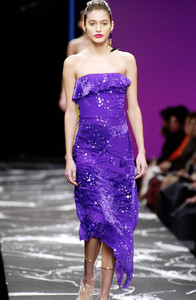 1997959319_EmanuelUngaro2000WomenRTW26.thumb.jpg.3afb97020df98dc4230764a3a14d7c65.jpg