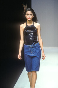 54157901_PacoRabanne1997WomenRTW59.thumb.jpg.79ab1ba5989b437cd1eb195488fa6b15.jpg