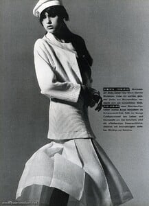 Stambler_Vogue_Germany_February_1985_04.thumb.jpg.e3f73058b791c28efa369c7dd6b69da4.jpg