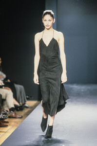 trussardi-ss-1998-2.thumb.jpg.fc0c3e00176c14b53572e291cab48633.jpg