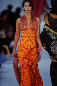 113194272_isaac-mizrahi-fw-1993(22).thumb.jpg.686363f46293502d9f084dc9f060d6bc.jpg