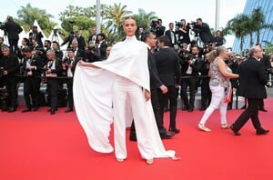 [1151009574] 'Oh Mercy! (Roubaix, Une Lumiere)' Red Carpet - The 72nd Annual Cannes Film Festival.jpg