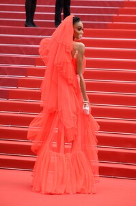 [1150757706] 'Once Upon A Time In Hollywood' Red Carpet - The 72nd Annual Cannes Film Festival.jpg