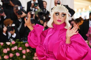 [1147404619] The 2019 Met Gala Celebrating Camp - Notes on Fashion - Arrivals [1].jpg