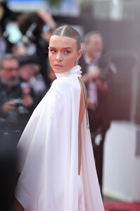 [1151049035] 'Oh Mercy! (Roubaix, Une Lumiere)' Red Carpet - The 72nd Annual Cannes Film Festival.jpg