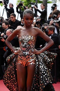 [1150772870] 'Once Upon A Time In Hollywood' Red Carpet - The 72nd Annual Cannes Film Festival.jpg