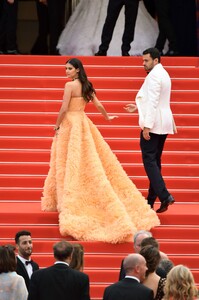 [1150766816] 'Once Upon A Time In Hollywood' Red Carpet - The 72nd Annual Cannes Film Festival.jpg