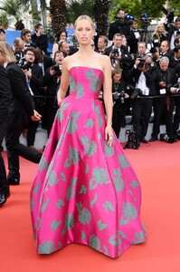 [1150750721] 'Once Upon A Time In Hollywood' Red Carpet - The 72nd Annual Cannes Film Festival.jpg