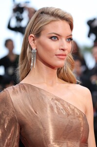 [1150106580] 'Les Plus Belles Annees D'Une Vie' Red Carpet - The 72nd Annual Cannes Film Festival.jpg