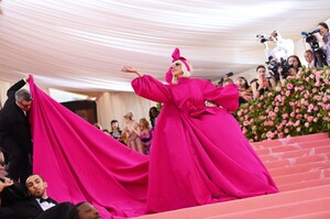 [1147403697] The 2019 Met Gala Celebrating Camp - Notes on Fashion - Arrivals.jpg