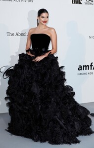 [1151230325] amfAR Cannes Gala 2019 - Arrivals.jpg