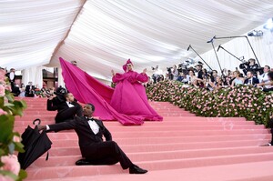 [1147404705] The 2019 Met Gala Celebrating Camp - Notes on Fashion - Arrivals.jpg