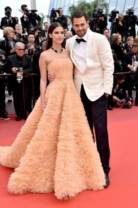 [1150757256] 'Once Upon A Time In Hollywood' Red Carpet - The 72nd Annual Cannes Film Festival.jpg