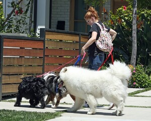 ariel-winter-out-in-sherman-oaks-05-30-2019-8.jpg