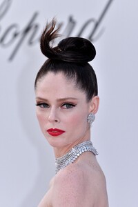 coco-rocha-amfar-cannes-gala-2019-more-pics-11.jpg