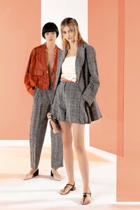 00016-Emporio-Armani-Resort-2020.thumb.jpg.56811354012b123e51c8d2a638188b7b.jpg