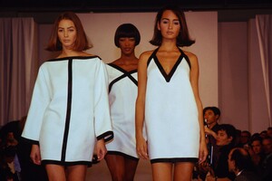 123065898_isaac-mizrahi-ss-1990-christy(5).thumb.jpg.4c39e5fda61773170c32d1072b3ace5b.jpg