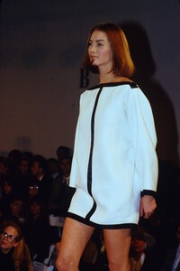 1915333545_isaac-mizrahi-ss-1990-christy(8).thumb.jpg.76266d0a1243eeb11d5510f7e661dd3d.jpg