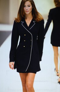 2031030084_salvatore-ferragamo-christy(4).thumb.jpg.62101faf2e3cde914191fcddef537607.jpg