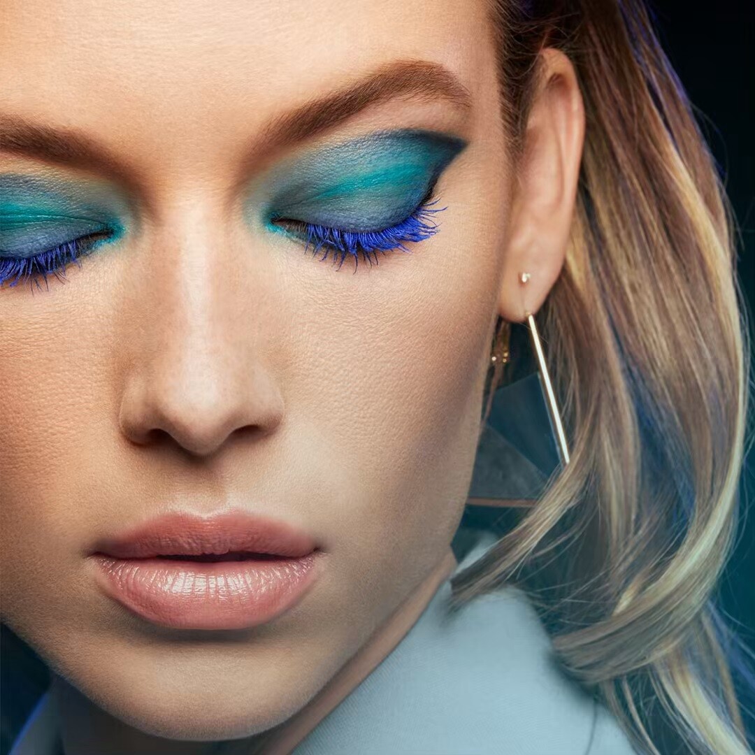 https://www.bellazon.com/main/uploads/monthly_2019_06/619959933_HannahFerguson-shiseido.jpg.b7c3d5af3923570c7b0b0a2a226794f1.jpg