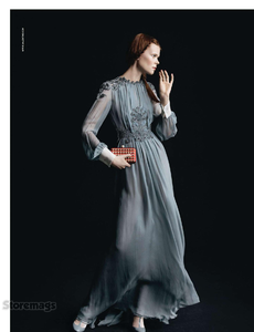 809563455_Inez__Vinoodh_Valentino_Fall_Winter_13_14_02.thumb.png.d6366f2f8f9095e8ca4b8d607b75ecb6.png